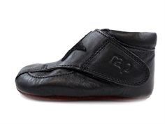Arauto RAP slippers black with star